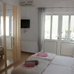 Ruza * Μακάρσκα