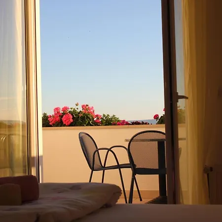 Ruza Apartamento Makarska