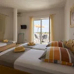 Ruza Makarska