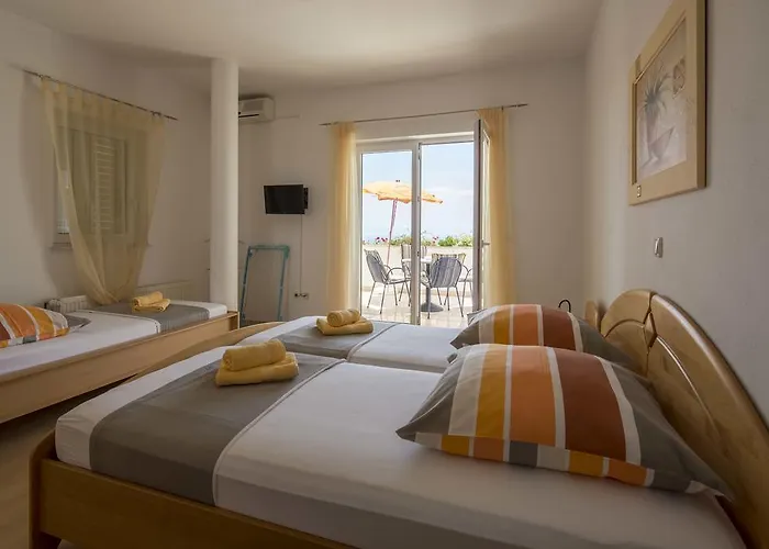 Ruza Makarska
