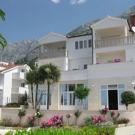 Apartment Ruza *