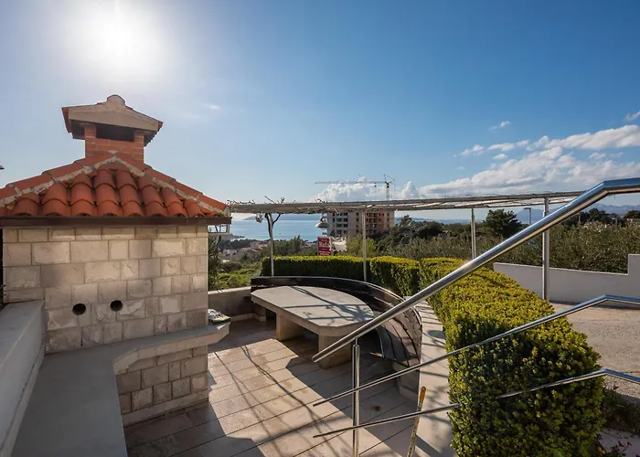 Ruza Apartament Makarska